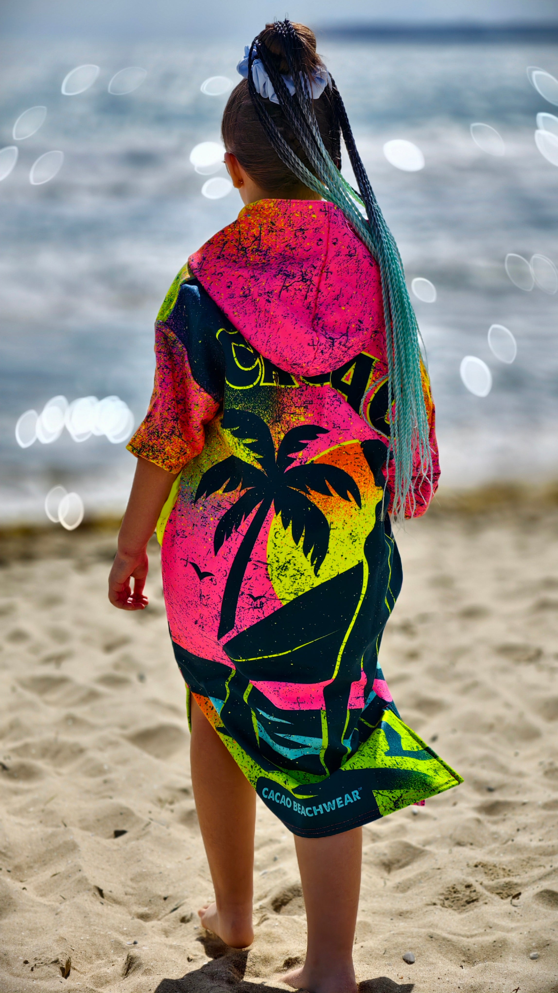 Paradise children’s beach poncho towel for girls with hood, zipper and pockets – CACAO Beachwear™