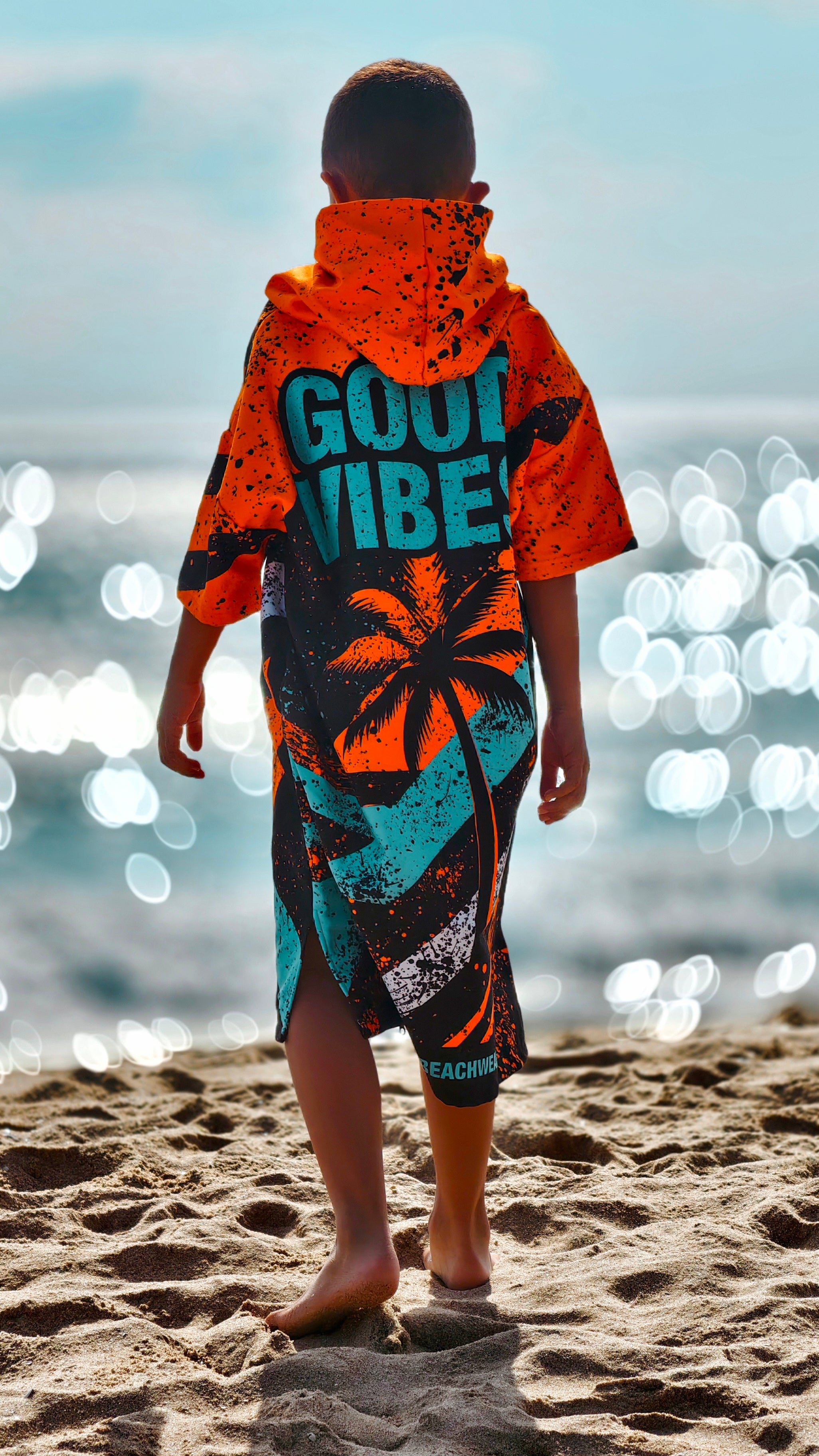 Blue Spirit children’s beach poncho towel for boys with hood, zipper and pockets – CACAO Beachwear™