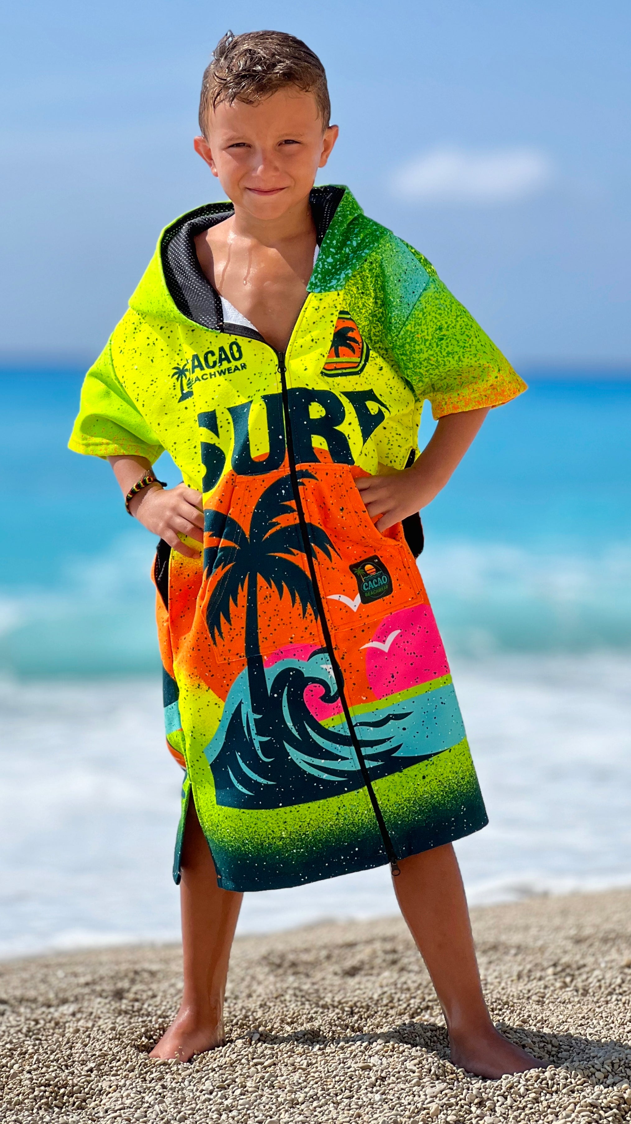 Surf Vibe children’s beach poncho towel for boys with hood, zipper and pockets – CACAO Beachwear™