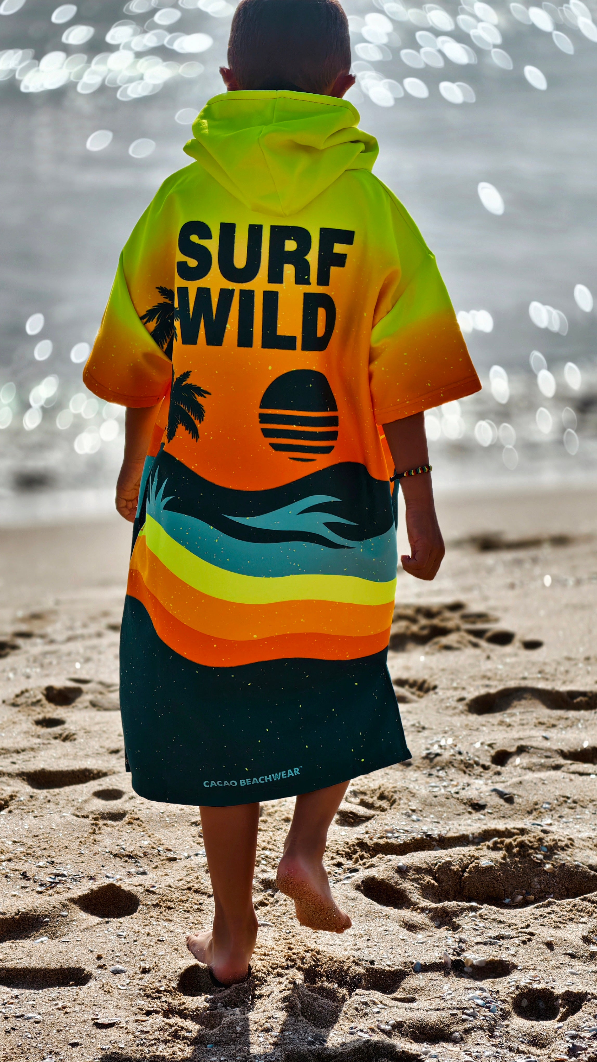 Sunset children’s beach poncho towel for boys with hood, zipper and pockets – CACAO Beachwear™