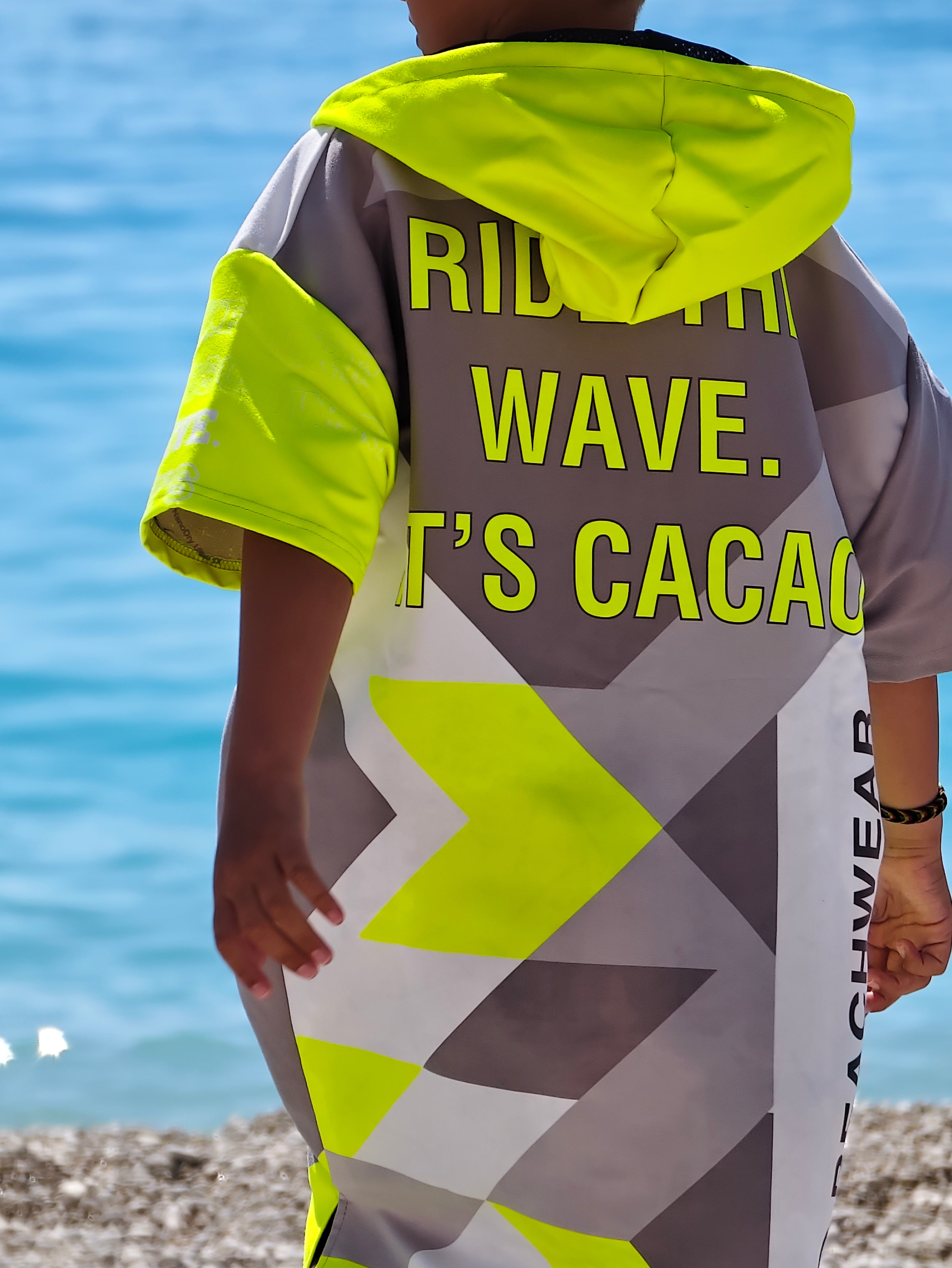 Solar Vibes children’s beach poncho NanoDry Ultra™ towel for boys with hood, zipper and pockets – CACAO Beachwear™